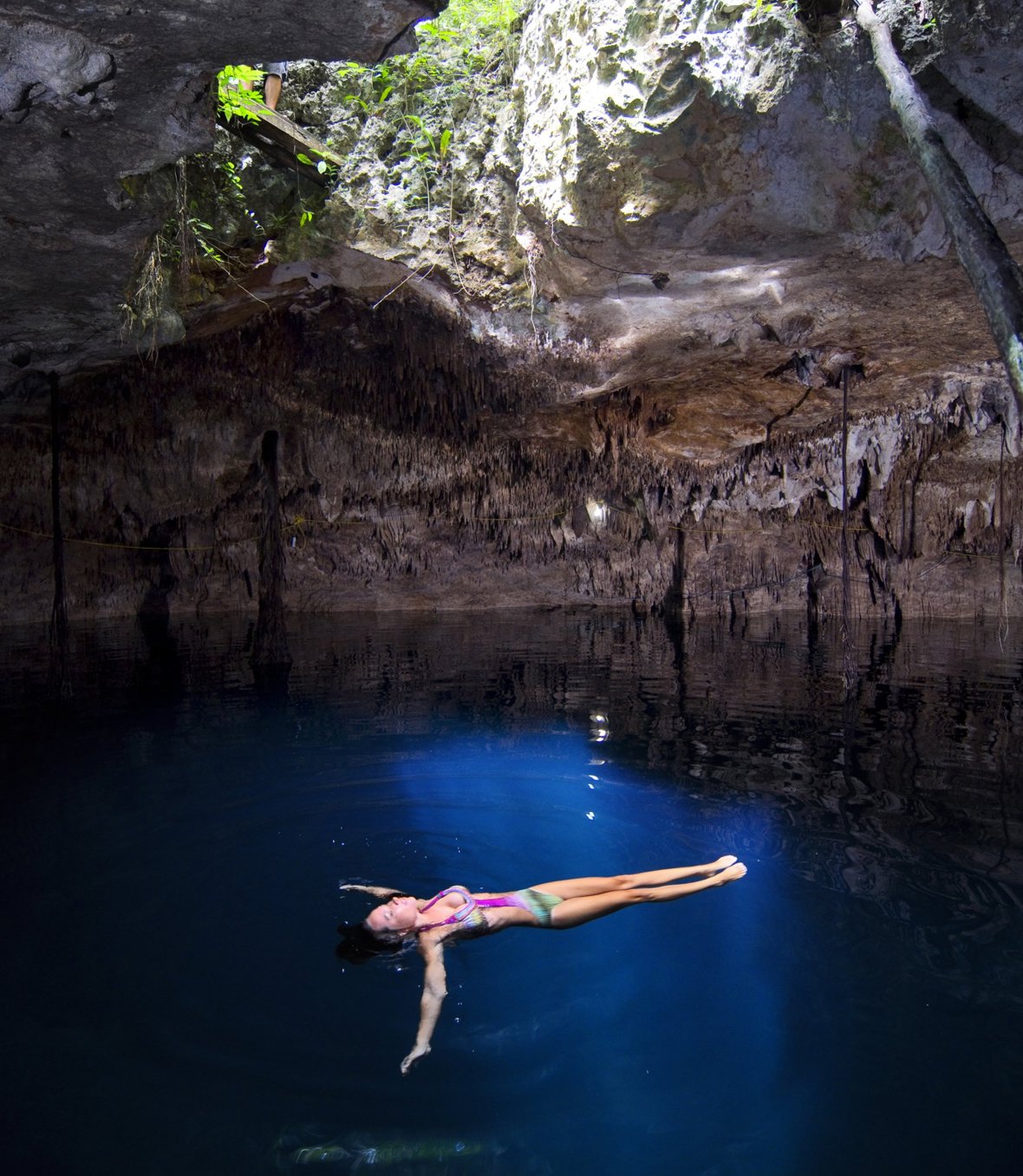 Disfruta Nadar en un Cenote