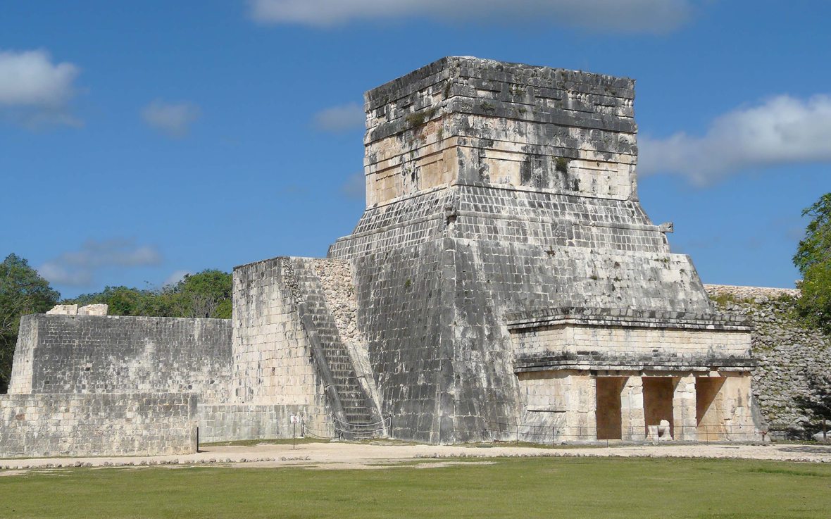 El Juego de Pelota, Chichen Itzá desde Cancún